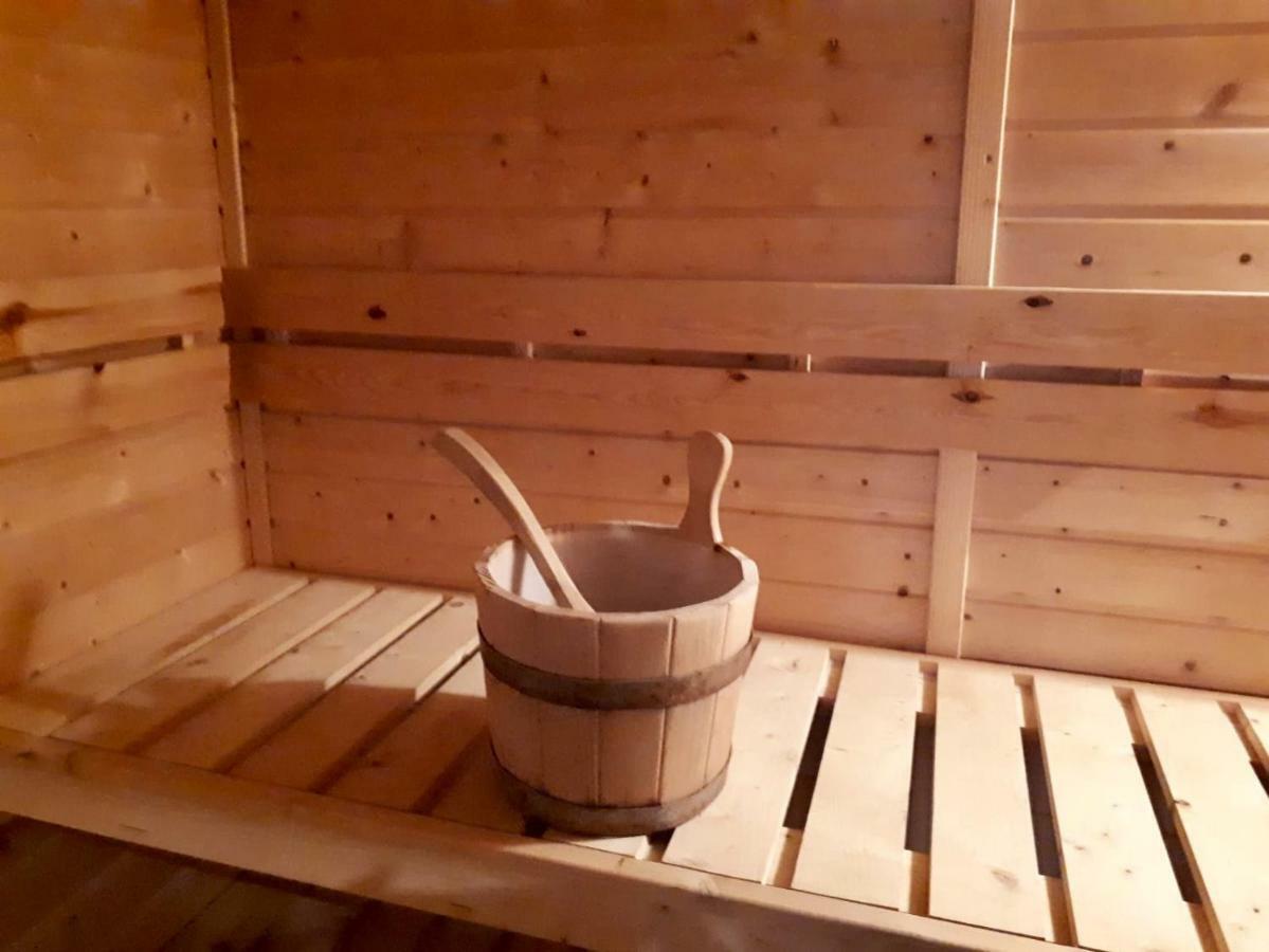 Villa Martensplek Met Sauna Tiendeveen المظهر الخارجي الصورة